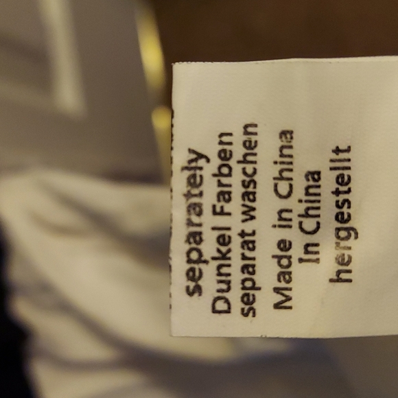 Kandy Kole sweater size XL in black and white. - Picture 7 of 8